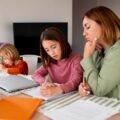 Edukacja domowa co to jest i na czym polega?