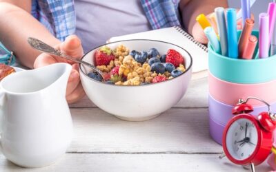 Jak zrobić śniadanie do szkoły, które dziecko zje z apetytem?