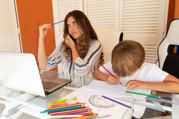 Czy nauczanie domowe jest trudne?