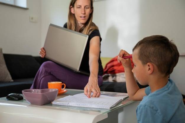 Dla kogo edukacja domowa sprawdzi się najlepiej?