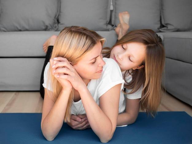 Jakie powinny być relacje między rodzeństwem w dorosłym życiu?